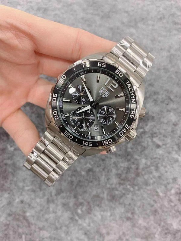 TAG Heuer 136